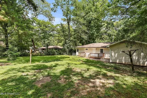 Exterior - 105 Mcree Dr, Clinton, MS 39056 photo 7 of 7