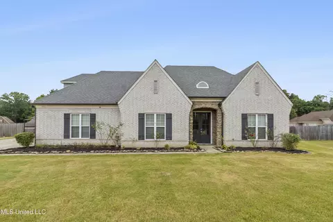 4921 Richard Place Cv, Horn Lake, MS 38637