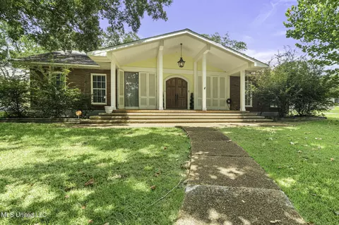 212 Harmony St, Mccomb, MS 39648