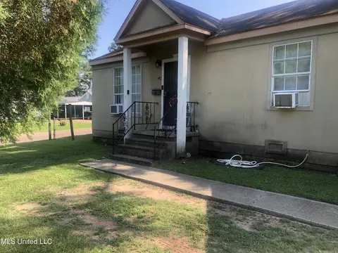 4201 Larchmont St, Jackson, MS 39209