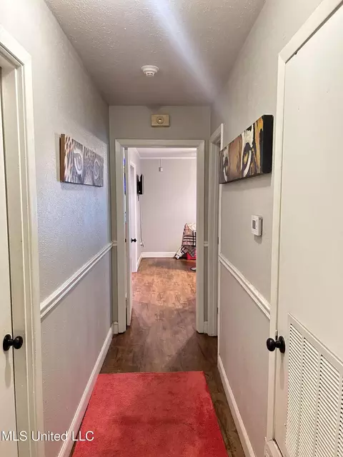 Entry Way - 218 Westview Cir, Mccomb, MS 39648 photo 1 of 2