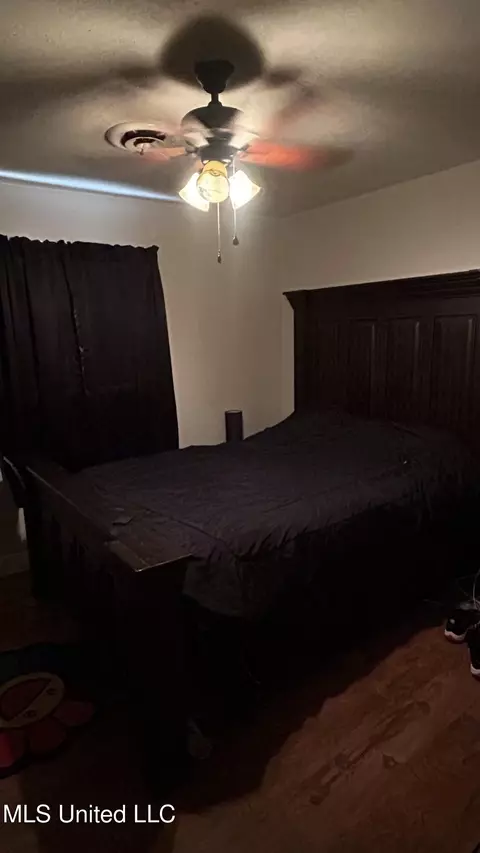 Bedroom - 218 Westview Cir, Mccomb, MS 39648 photo 1 of 1
