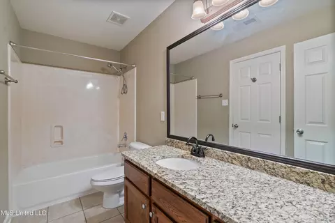 Bath - 7056 Apache Dr, Olive Branch, MS 38654 photo 3 of 3