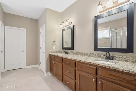 Other - 7056 Apache Dr, Olive Branch, MS 38654 photo 5 of 9