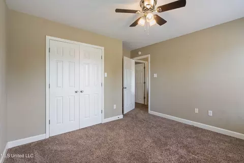 Bedroom - 7056 Apache Dr, Olive Branch, MS 38654 photo 2 of 4