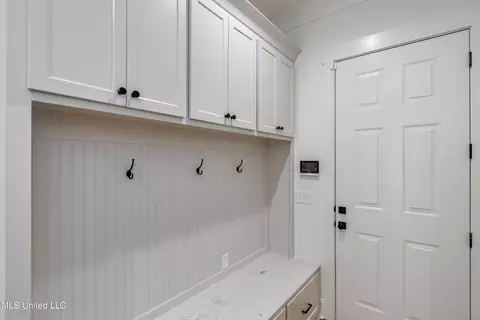 Entry Way - 625 Big Valley Loop, Flowood, MS 39232 photo 2 of 4