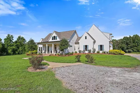 Exterior - 543 Clark Stables Rd, Brandon, MS 39047 photo 5 of 26