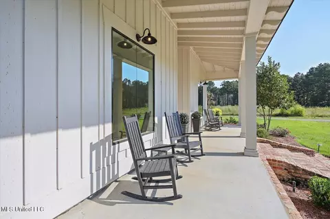 Exterior - 543 Clark Stables Rd, Brandon, MS 39047 photo 9 of 26