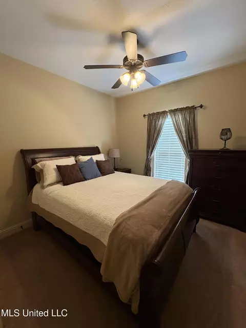 Bedroom - 624 Westhill Rd, Brandon, MS 39042 photo 2 of 3