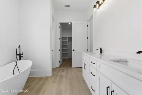 Entry Way - 4181 Longleaf Pl, Saucier, MS 39574 photo 9 of 10