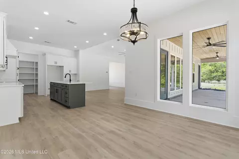 Dining - 4181 Longleaf Pl, Saucier, MS 39574 photo 2 of 3