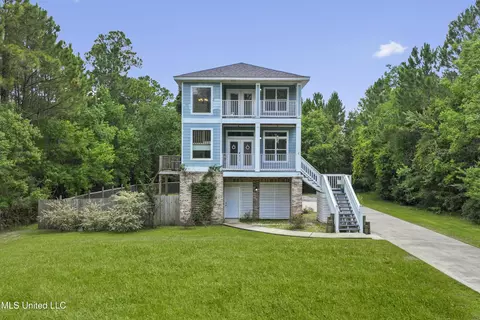 Exterior - 15405 Needle St, Biloxi, MS 39532 photo 2 of 11