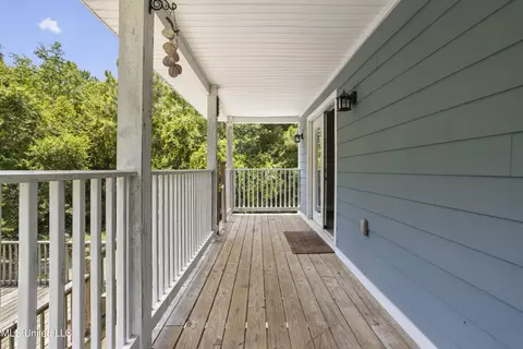 Exterior - 15405 Needle St, Biloxi, MS 39532 photo 7 of 11