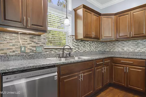 Kitchen - 15405 Needle St, Biloxi, MS 39532 photo 3 of 5