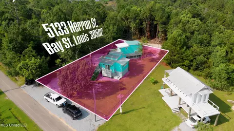 5133 Herron St, Bay Saint Louis, MS 39520