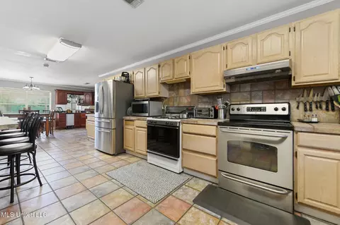 19085 Commission Rd, Long Beach, MS 39560 photo 14