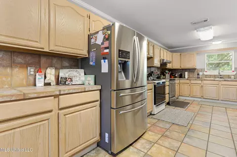 19085 Commission Rd, Long Beach, MS 39560 photo 12