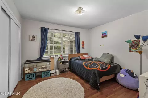 Bedroom - 5430 Pine Lane Dr, Jackson, MS 39211 photo 4 of 6