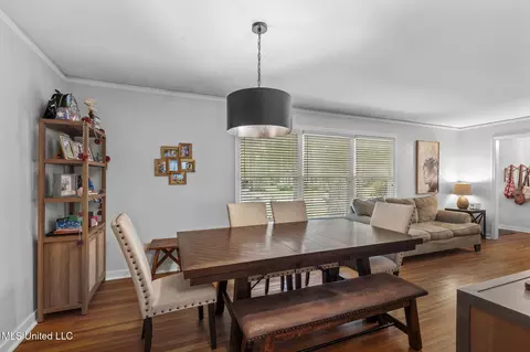 Dining - 5430 Pine Lane Dr, Jackson, MS 39211 photo 3 of 4