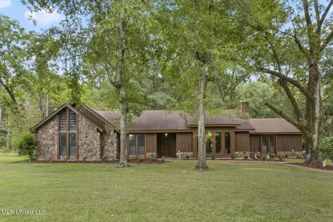 3668 N Liberty St, Canton, MS 39046