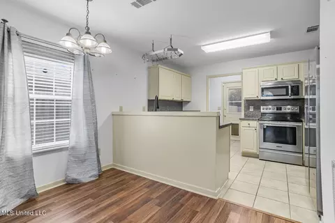 532 Mockingbird Cir, Brandon, MS 39047 photo 7