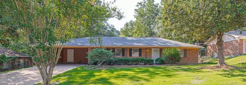 1011 Laurelwood Dr, Clinton, MS 39056