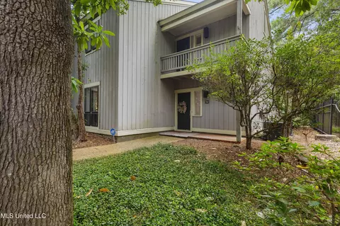 Exterior - 54 Eastbrooke St, Jackson, MS 39216 photo 4 of 11