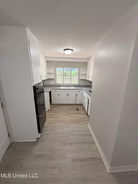 290 Marla Ave, Jackson, MS 39204 photo 3
