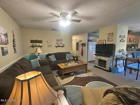 Living - 148 Mayhall Dr, Lucedale, MS 39452 photo 4 of 8