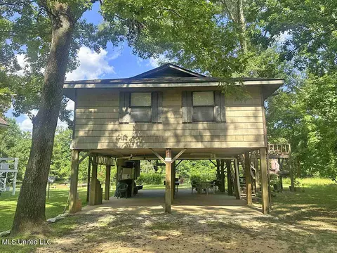 Exterior - 148 Mayhall Dr, Lucedale, MS 39452 photo 12 of 19