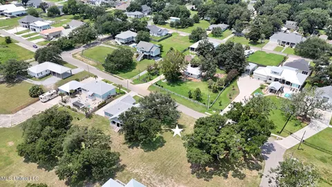 331 E 5th St, Long Beach, MS 39560 photo 5
