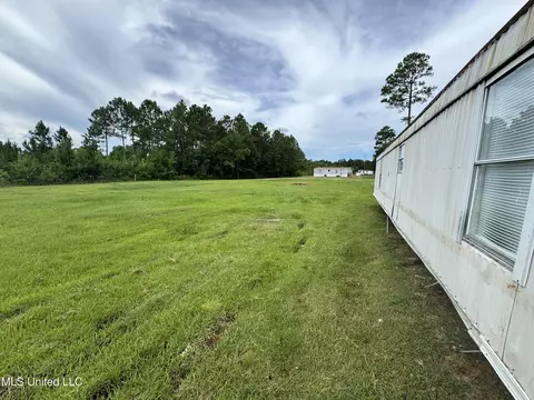 9158 Box Rd, Vancleave, MS 39565 photo 2