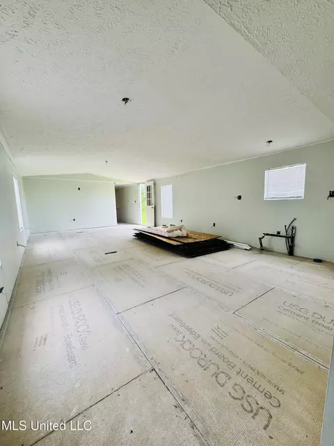 9158 Box Rd, Vancleave, MS 39565 photo 5