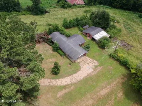 Exterior - 7825 Old Hillsboro Rd, Forest, MS 39074 photo 4 of 16