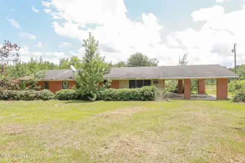 7825 Old Hillsboro Rd, Forest, MS 39074