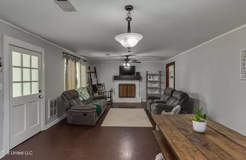 121 Melrose Cir, Florence, MS 39073 photo 42