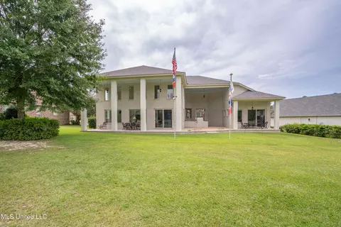 Exterior - 7514 Augusta Way, Diamondhead, MS 39525 photo 5 of 9