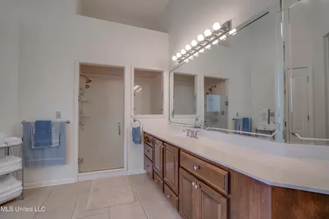 Bath - 7514 Augusta Way, Diamondhead, MS 39525 photo 1 of 7
