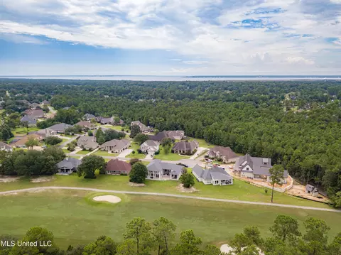 View/Area - 7514 Augusta Way, Diamondhead, MS 39525 photo 4 of 11