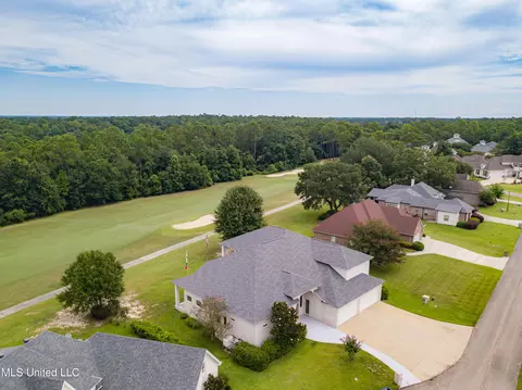 View/Area - 7514 Augusta Way, Diamondhead, MS 39525 photo 7 of 11