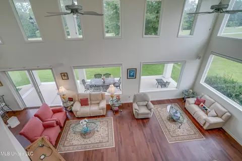 Living - 7514 Augusta Way, Diamondhead, MS 39525 photo 8 of 8