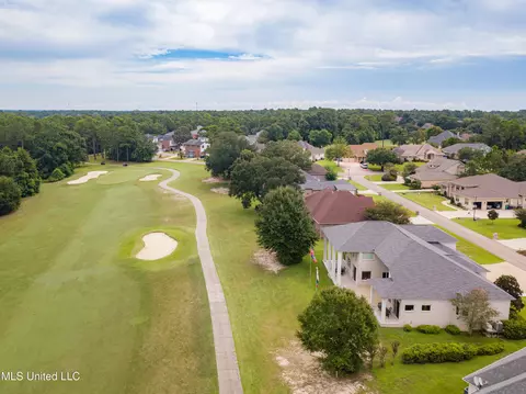 View/Area - 7514 Augusta Way, Diamondhead, MS 39525 photo 6 of 11