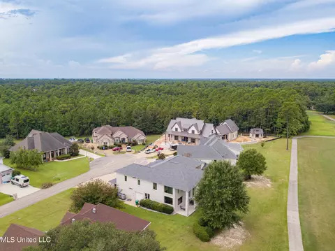 View/Area - 7514 Augusta Way, Diamondhead, MS 39525 photo 3 of 11