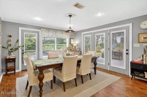 Dining - 1075 River Ridge Rd, Summit, MS 39666 photo 2 of 2