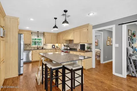 Kitchen - 1075 River Ridge Rd, Summit, MS 39666 photo 4 of 4