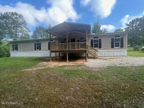 3135 E Bala Chitto Rd, Magnolia, MS 39652