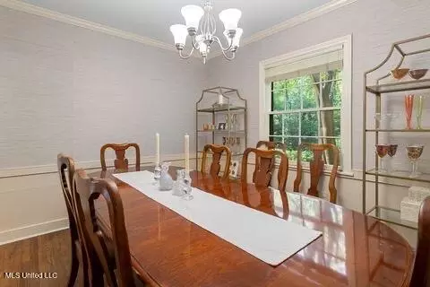 Dining - 3565 Cowan Pl, Jackson, MS 39216 photo 2 of 2