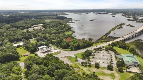 3916 Dutch Bayou Rd, Moss Point, MS 39563