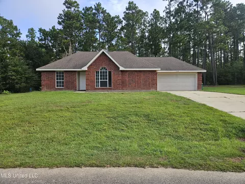 14920 Longwood Ln, Gulfport, MS 39503
