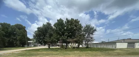 3 Rd Ave, D'iberville, MS 39540